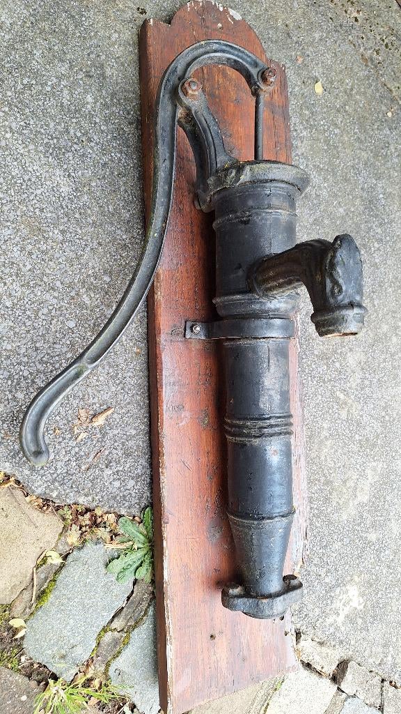 Pompe en fonte, Jardin & Terrasse, Pompes à eau, Enlèvement, Utilisé, Manuelle, Autres types