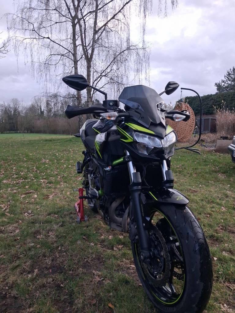 Kawasaki Z650 A2, Motoren, 2 cilinders, Nieuw, 649 cc, Minimaal motorrijbewijs A2