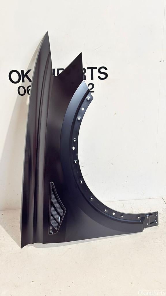 Panneau lat ral avant droit Audi Q8 4M ABT 4M8821106A, Info@fabrikant.eu, Fabrikant BV, Fabrikantstraat 1
1000 AA  Amsterdam, NL