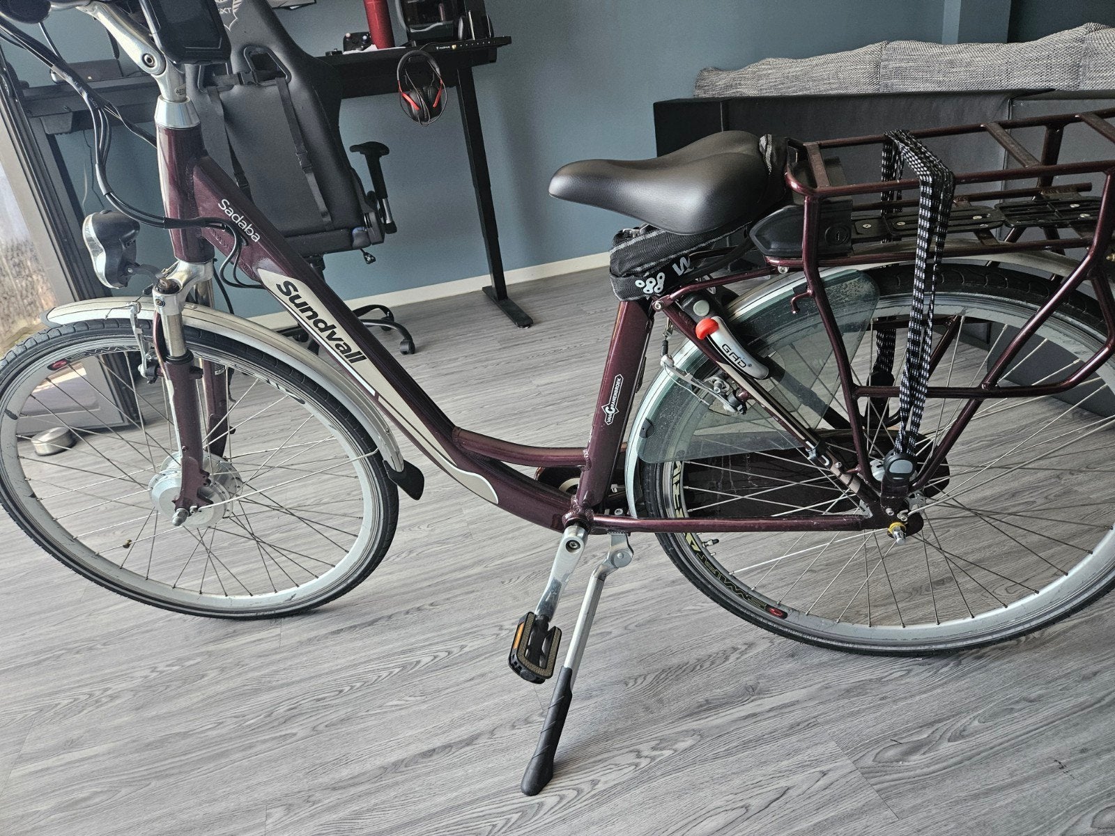 Elektrische damesfiets te koop, Fietsen en Brommers, Zo goed als nieuw, 47 tot 51 cm, 30 tot 50 km per accu, Ophalen