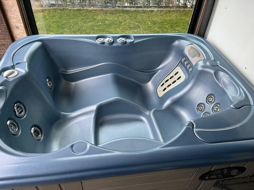 hotspring, Ophalen, Gebruikt, Afdekzeil, Vast