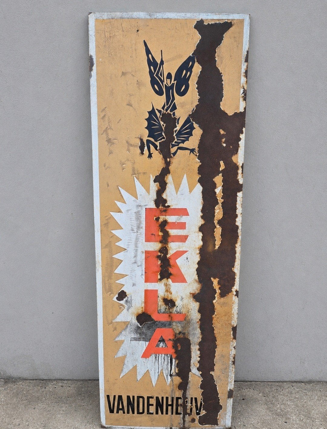 Plaque émaillée, Collections, Enlèvement