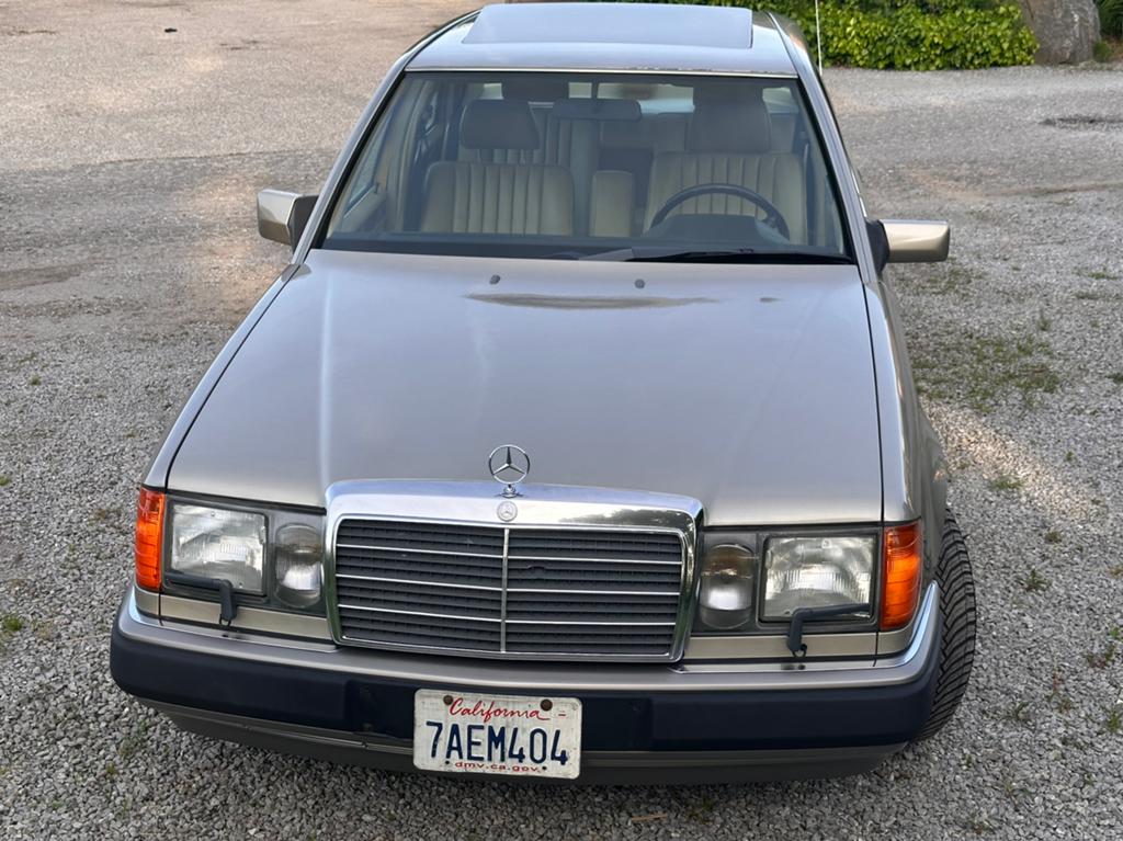 W124 300E USA, Autos, Mercedes-Benz, Particulier, Série 300, Régulateur de distance, Airbags, Air conditionné, Climatisation automatique