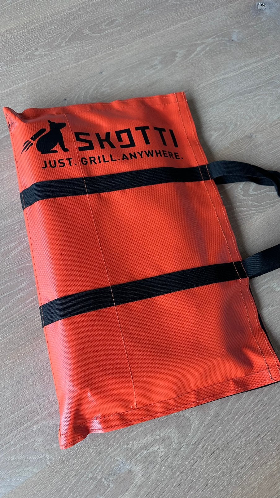 Skotti grill - campinggrill, Caravanes & Camping, Enlèvement, Comme neuf