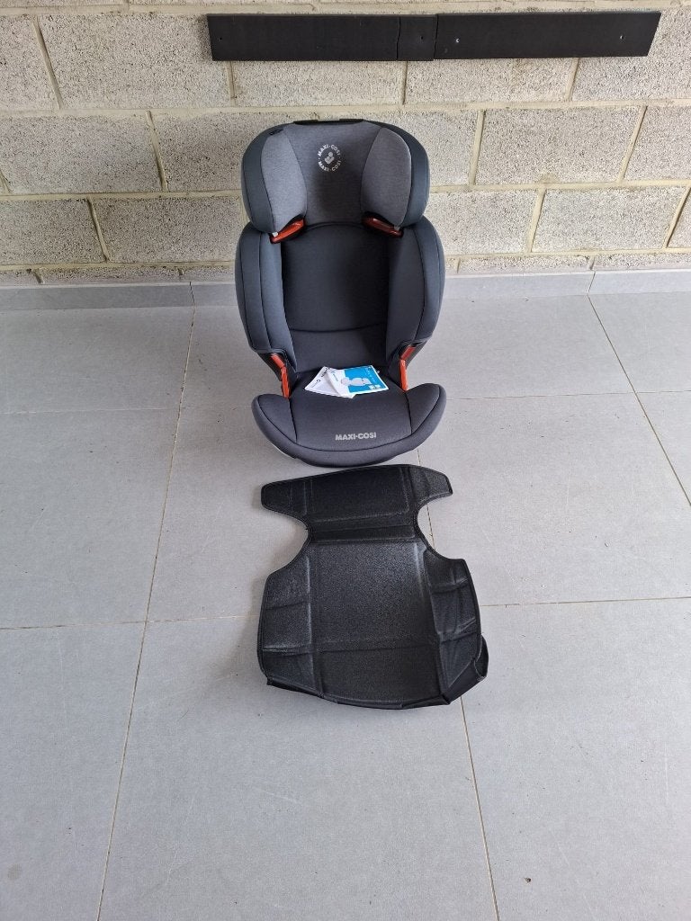Autostoel, Ophalen, 15 t/m 36 kg, Zijbescherming, Zo goed als nieuw