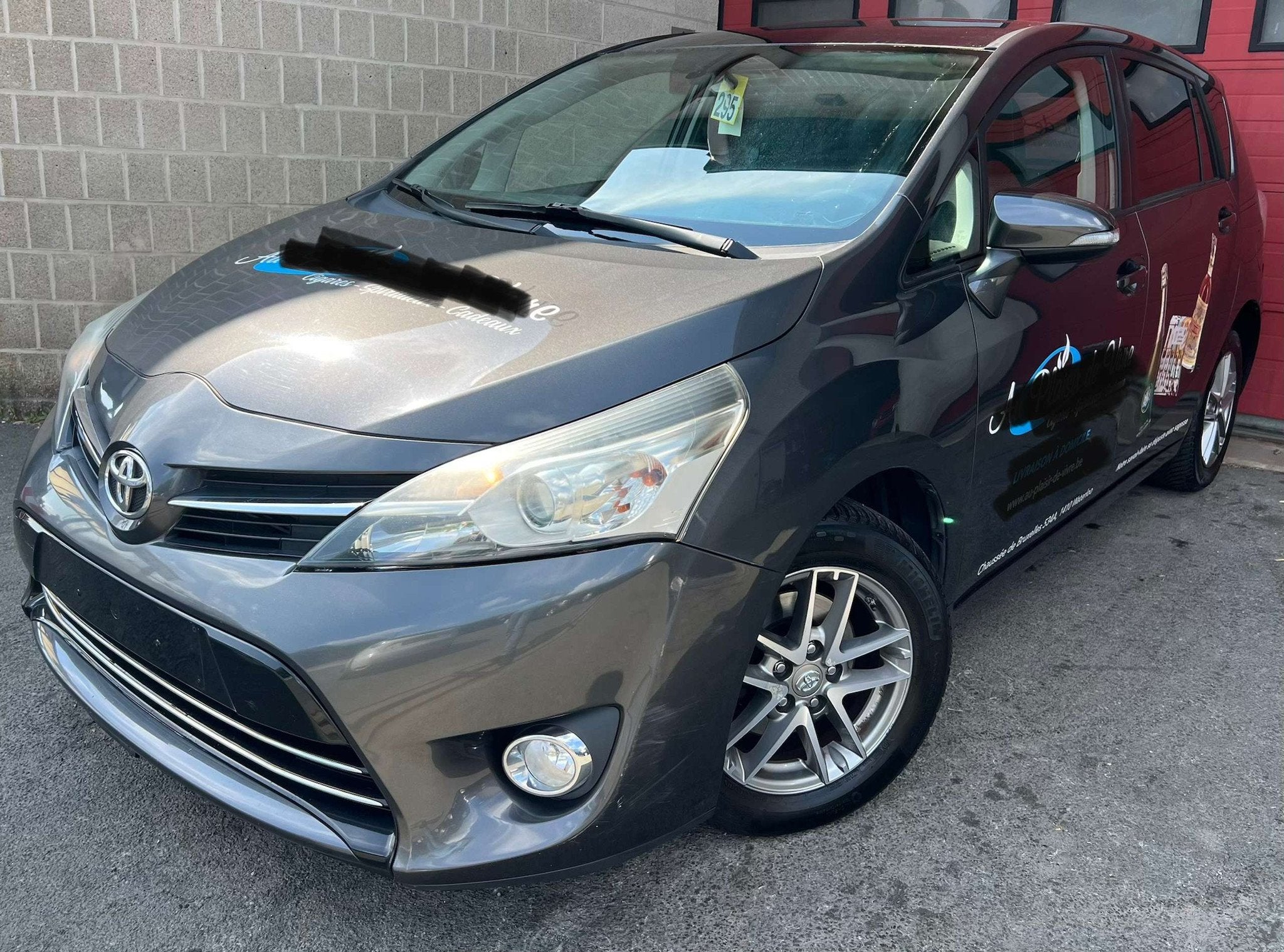 Toyota Verso 1.6 D-4D Dynamic 7PL + EURO 6b + CAMÉRA + NAVI, Gebruikt, 2260 kg, 7 zetels, Bedrijf