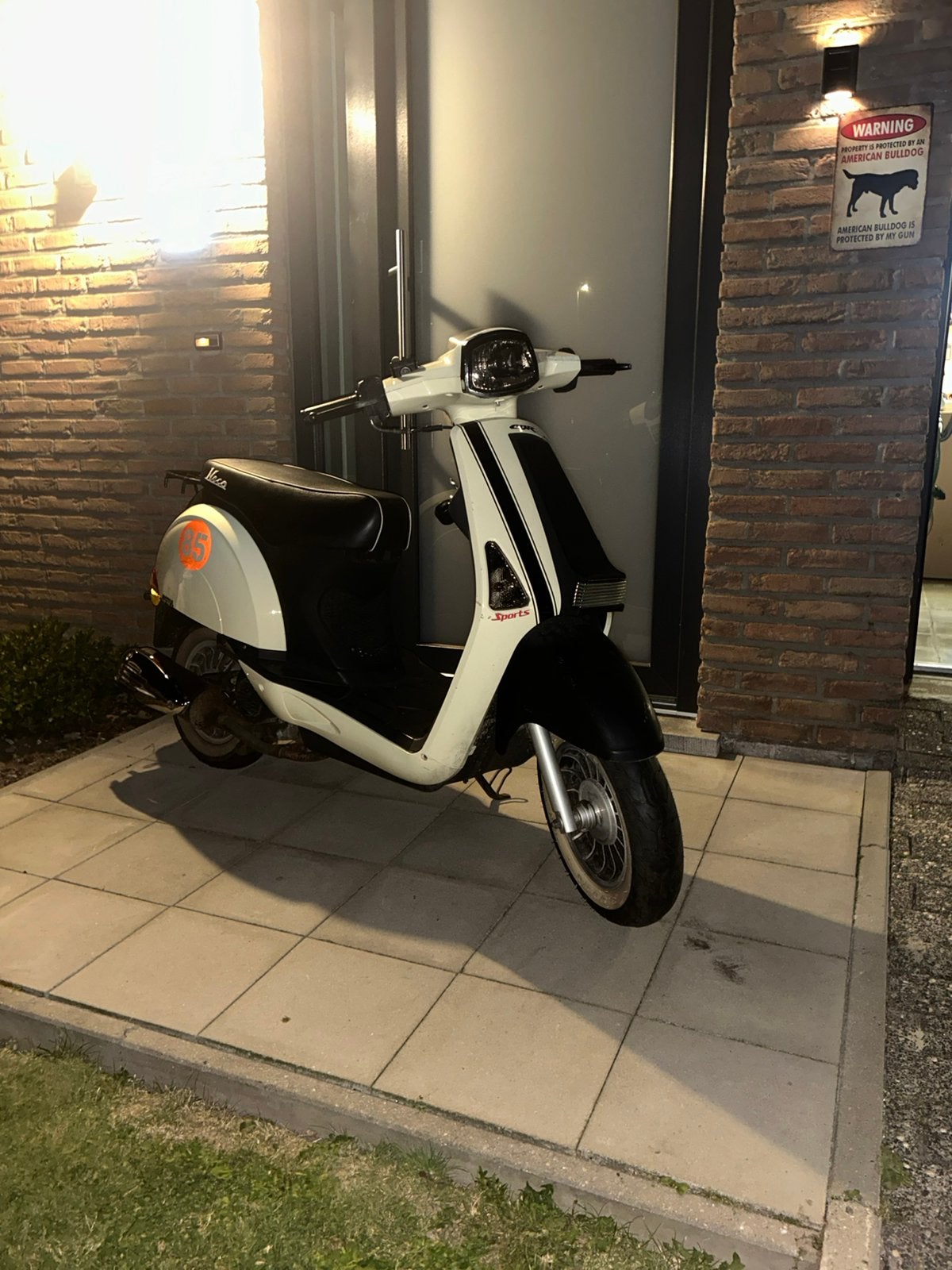 Scooter 50 cc, Fietsen en Brommers, Ophalen, Zo goed als nieuw