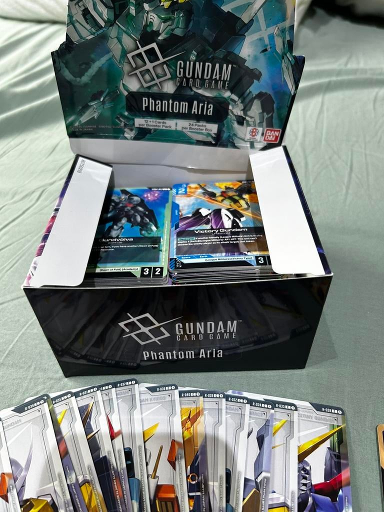 Gundam Phantom Aria GD04 Bulk + Resource Hits! Nieuw., Ophalen of Verzenden, Nieuw, Boosterbox