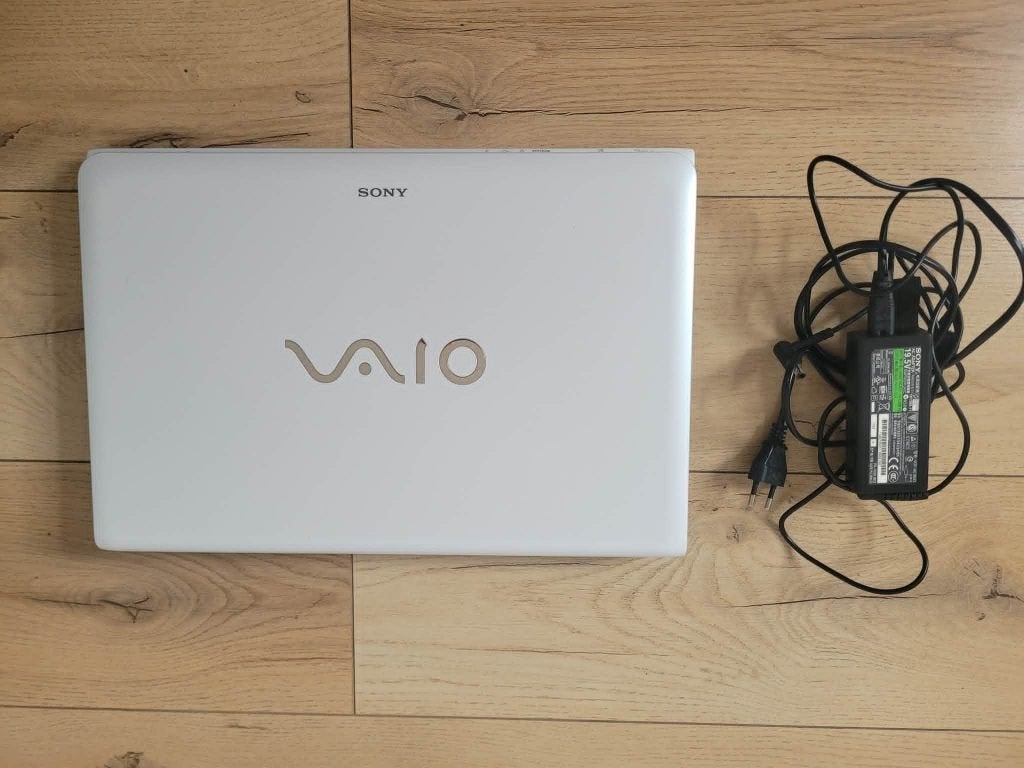PC Portable Sony Vaio CORE i3-12GO-SSD 250GO-17.3 LED, 256 GB, 17 pouces ou plus, Sony Vaio, Enlèvement
