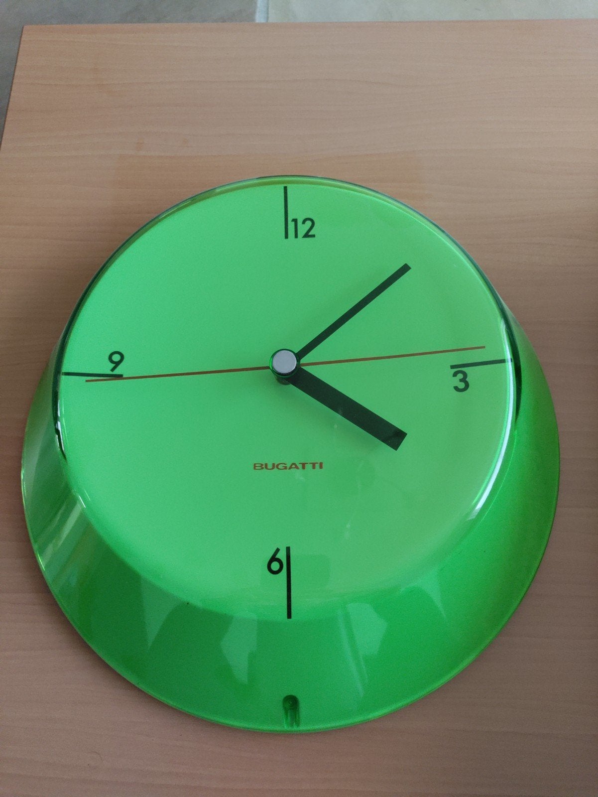 groene klok Bugatti, Maison & Meubles, Accessoires pour la Maison | Horloges, Enlèvement, Vert, Horloge murale, Analogique