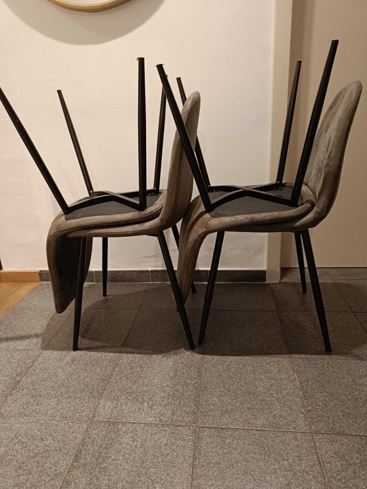 set van 4 stoelen, Ophalen