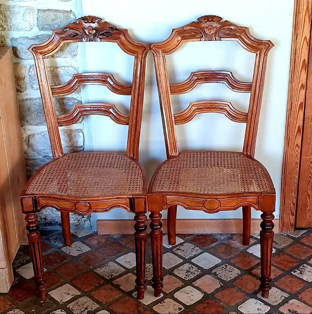 2 gecanneleerde stoelen, Antiek en Kunst, Ophalen
