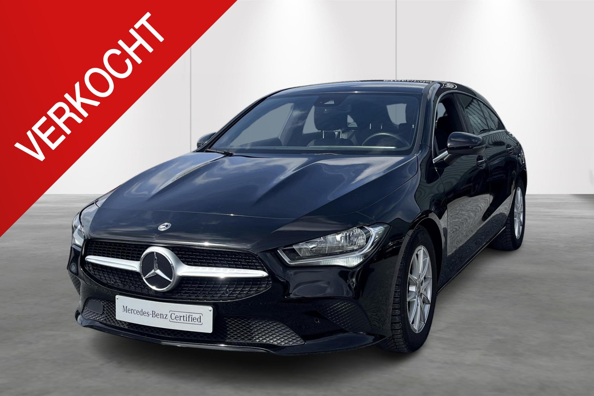 Mercedes-Benz CLA Shooting Brake CLA 180 Essential Line, Auto's, CLA, Stof, Gebruikt, Zwart
