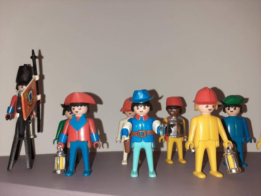 Vintage playmobil mannetjes , paarden + attributen, Verzamelen, Poppetjes en Figuurtjes, Ophalen, Zo goed als nieuw