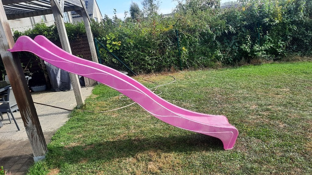 Roze waterglijbaan, Ophalen, Gebruikt, Glijbaan
