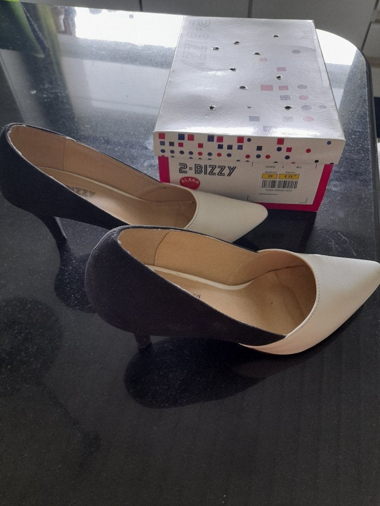 Damesschoenen zwart/wit maat 39, Wit, Zo goed als nieuw, Schoenen met hoge hakken, Ophalen