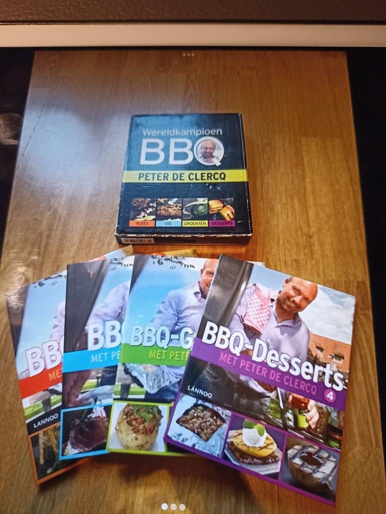Kookboek bbq, Ophalen