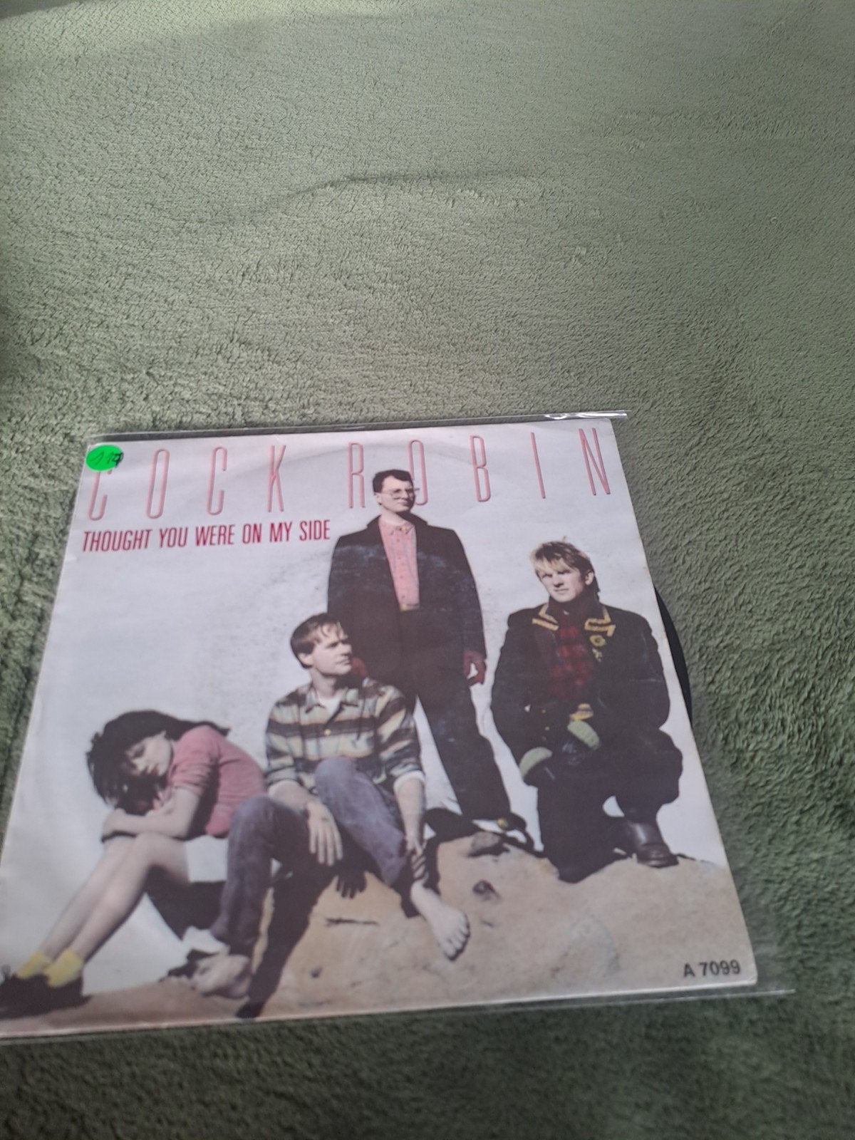 cock robin, CD & DVD, Enlèvement