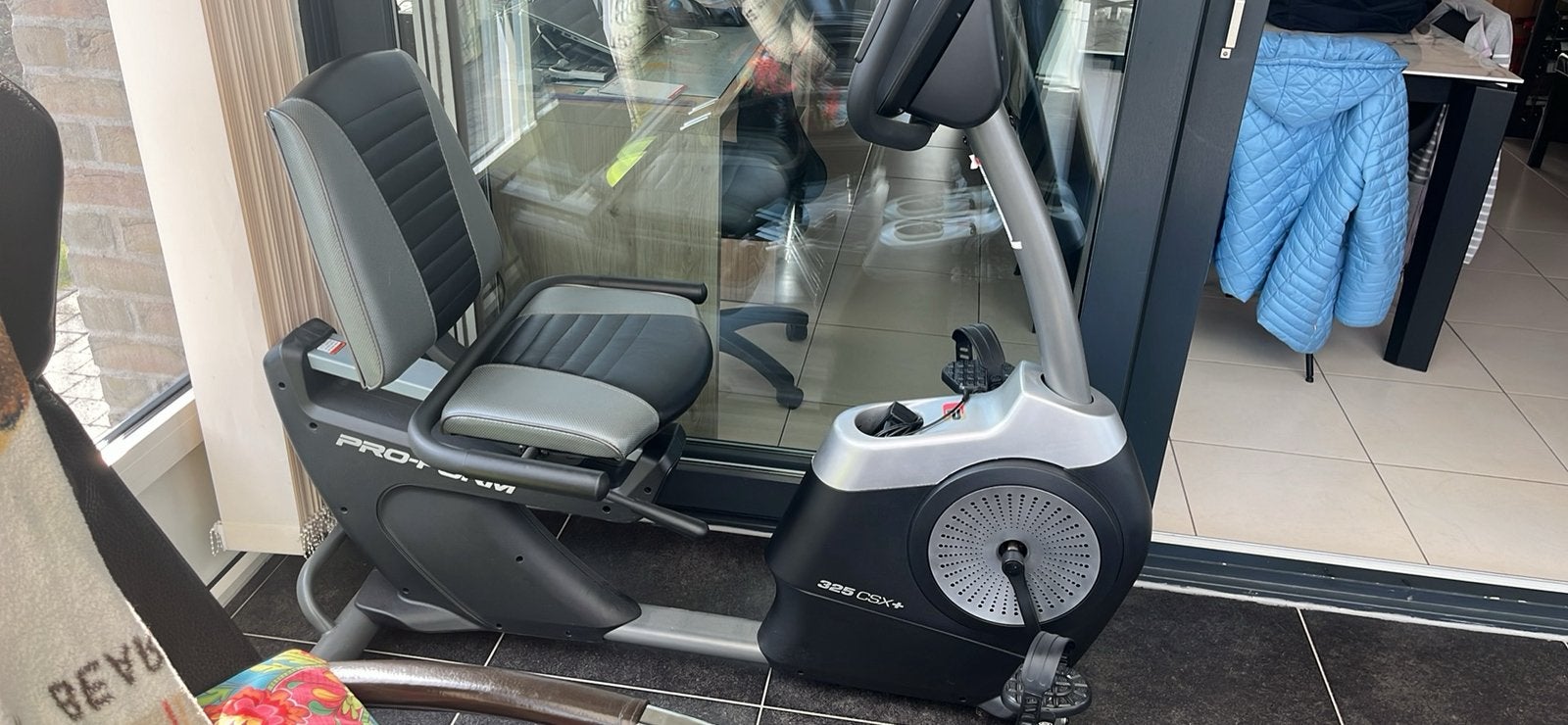 Vélo d'exercice proform 325 CSX+ (vélo couché), Enlèvement, Dos, Vélo d'appartement