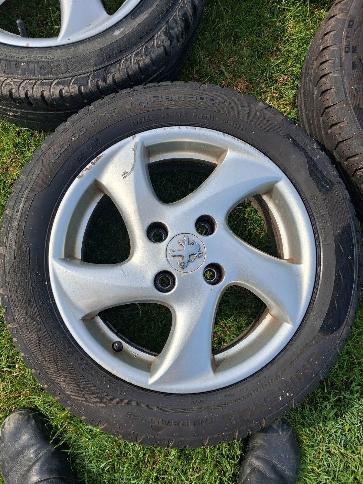 4 wielen te loop peugeot 206, Autos : Pièces & Accessoires, Pneus & Jantes, Enlèvement