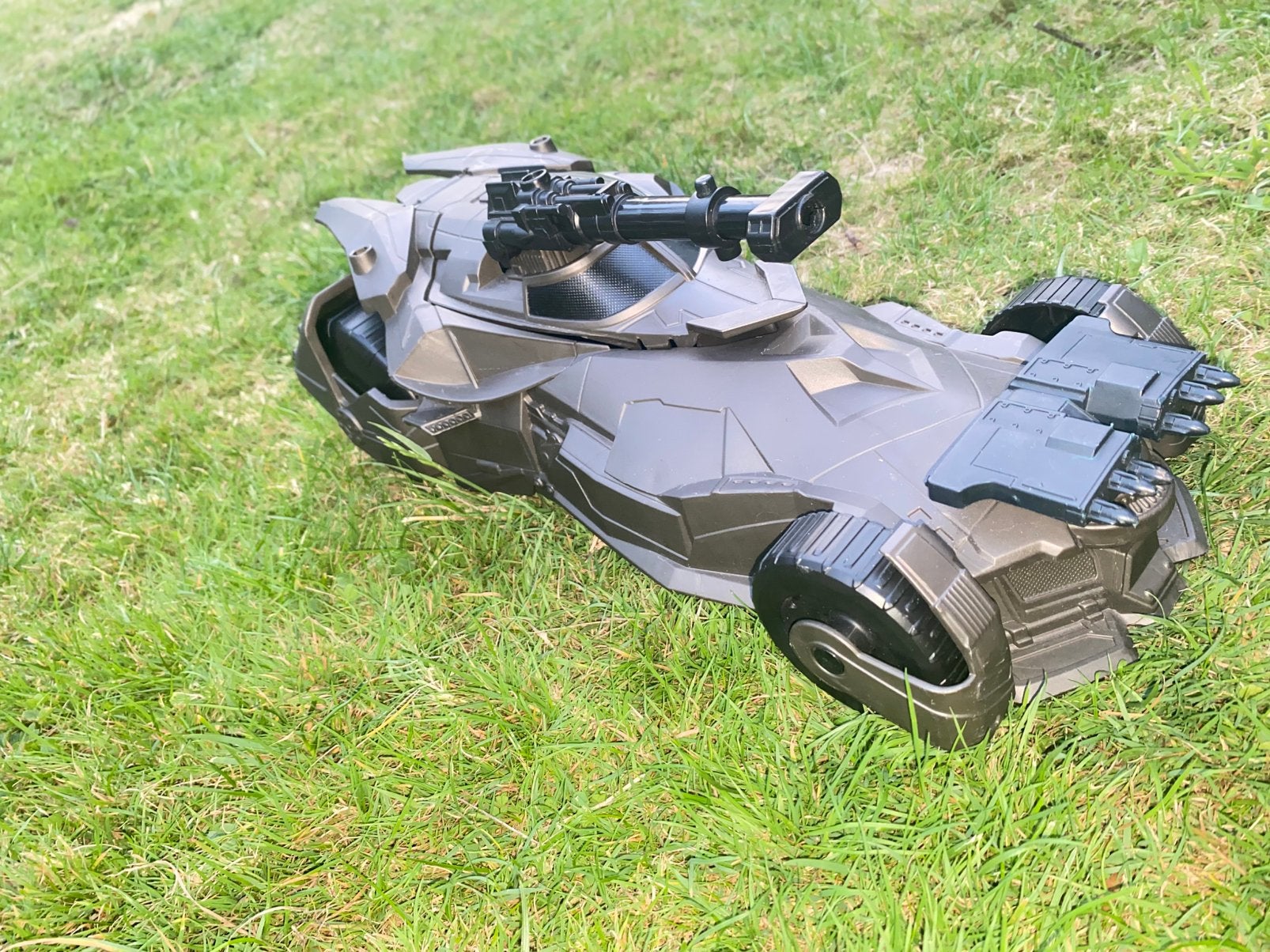 Petite voiture futuriste robuste — grand modèle, Enlèvement, Comme neuf, Noir