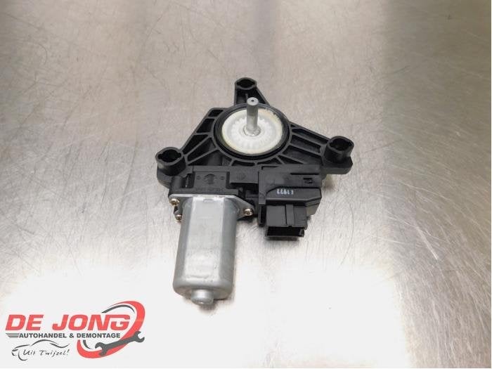 Moteur de vitre portière d'un Mercedes E-Klasse, 3 mois de garantie, Utilisé, -, -