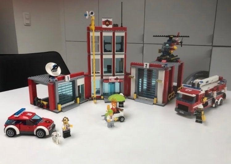 Lego City brandweerkazerne 60110, City, Lego, Ensemble complet, Instructions incluses