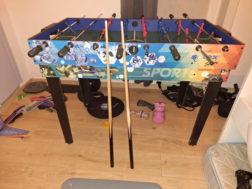 Table multi jeux (12), Enlèvement, Comme neuf