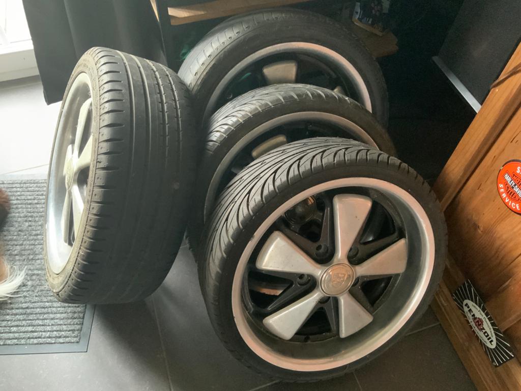 Fuch 17 inch velgen + wieladapter, Ophalen, Velg(en)