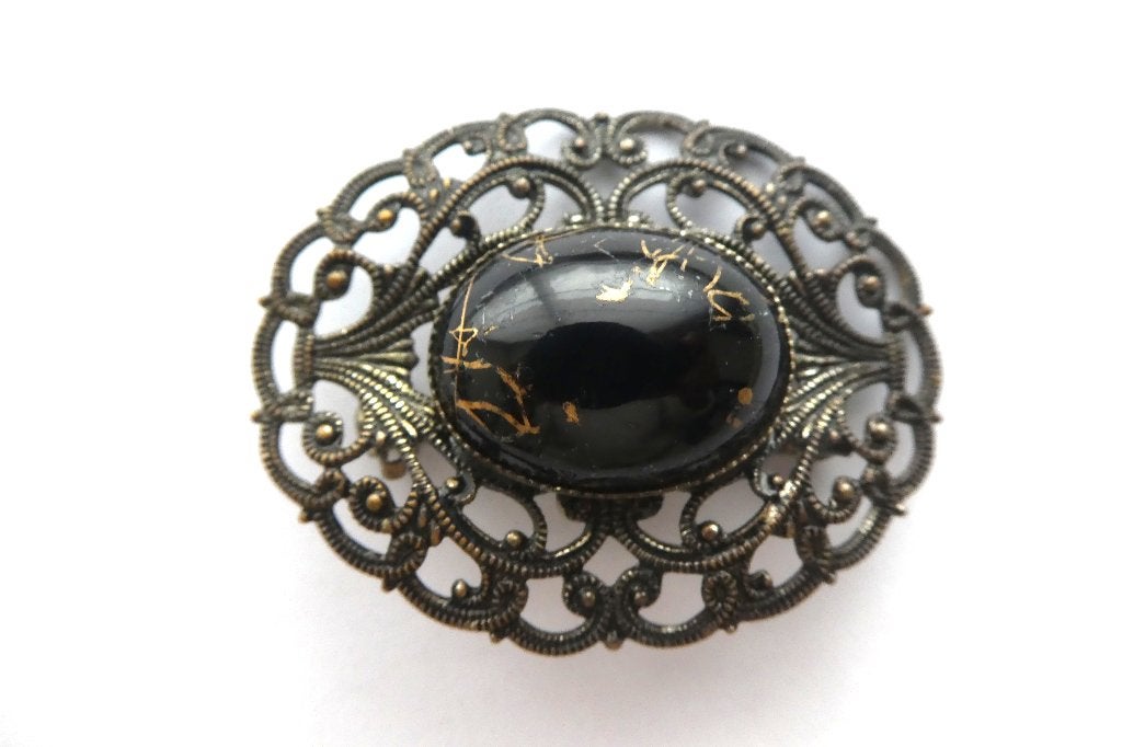 Jolie Broche Ancienne ovale 4 cm. x 3 cm, Enlèvement, Broche