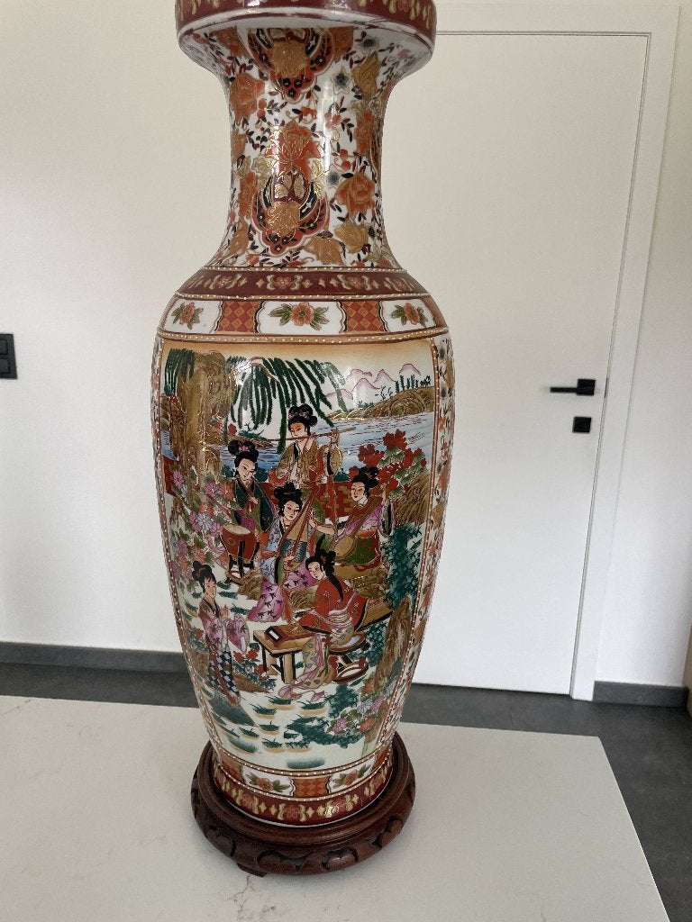 Grote Chinese porseleinen vaas - Sastum/Imari-stijl, Enlèvement