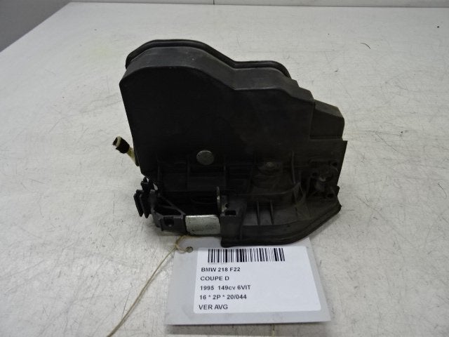 SERRURE DE PORTE AVANT GAUCHE BMW 2 serie (F22) (7224461), Utilisé, Avant, BMW