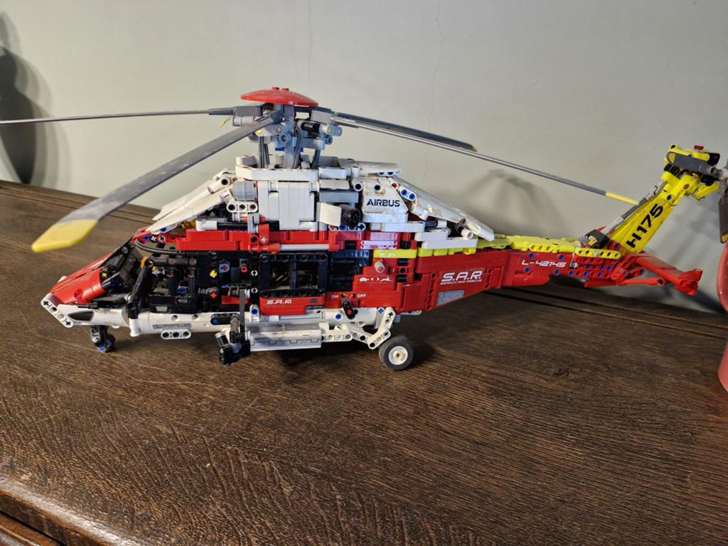 Lego Technic 42145 Airbus H175, Ophalen, Gebruikt, Lego, Technic