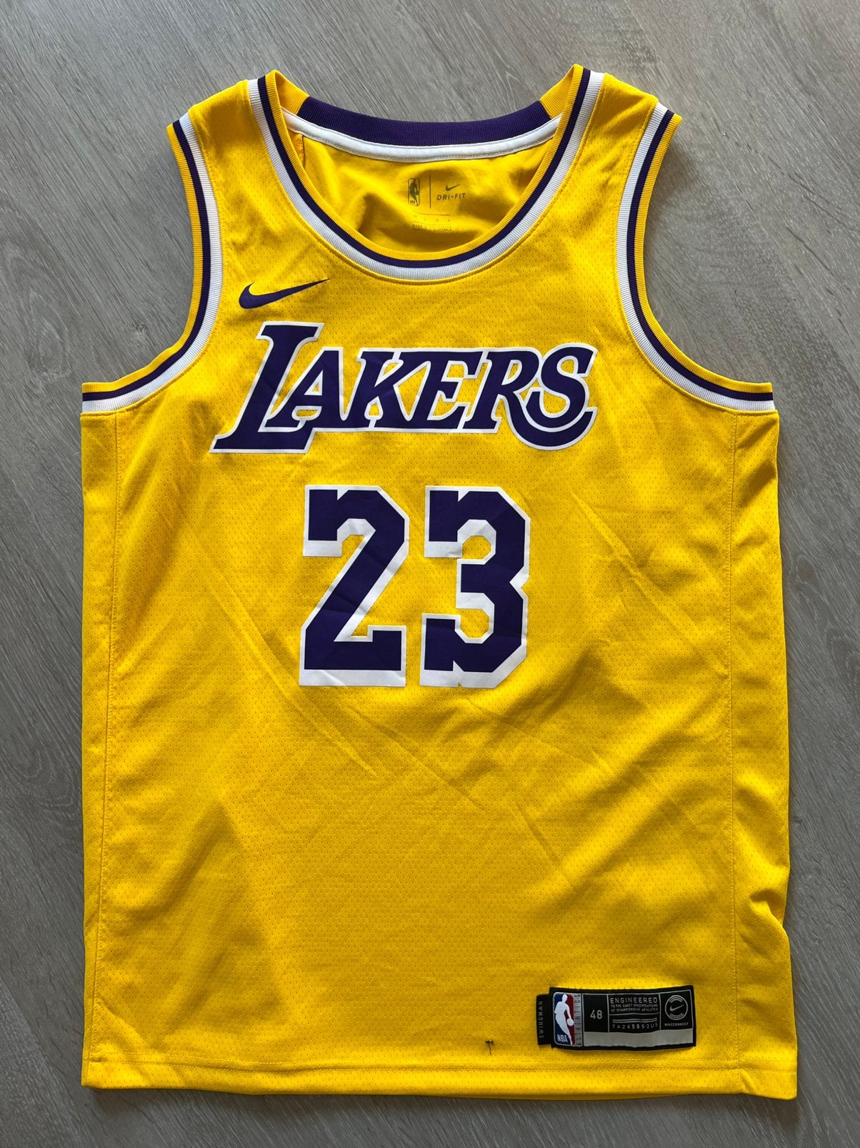 Nike NBA Swingman Los Angeles Lakers LeBron James #23, Enlèvement ou Envoi, Comme neuf