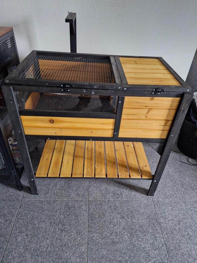 Huisje voor landschildpadden, Dieren en Toebehoren, Ophalen, Zo goed als nieuw, Terrarium of Paludarium