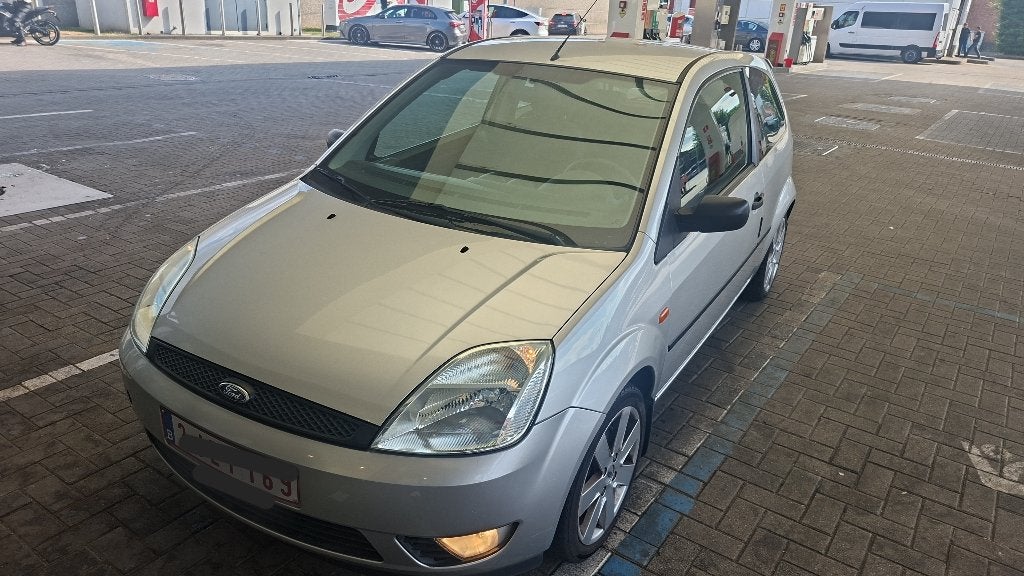 FORD FIESTA, Achat, Attache-remorque, Particulier, Fiësta