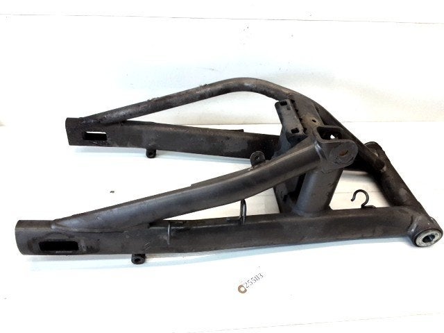 ER6F Kawasaki Achterbrug D1-57720, Motoren