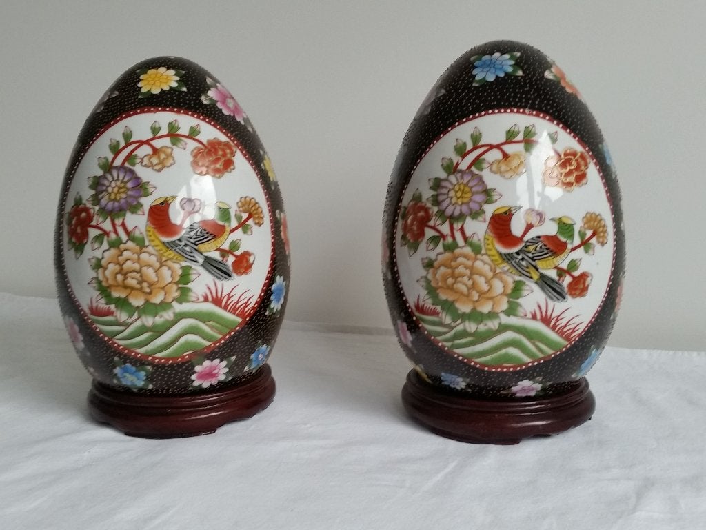 Set van 2 handbeschilderde porseleinen siereieren – 27 cm, Enlèvement