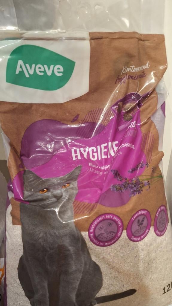 Kattenbakvulling nieuw, Ophalen