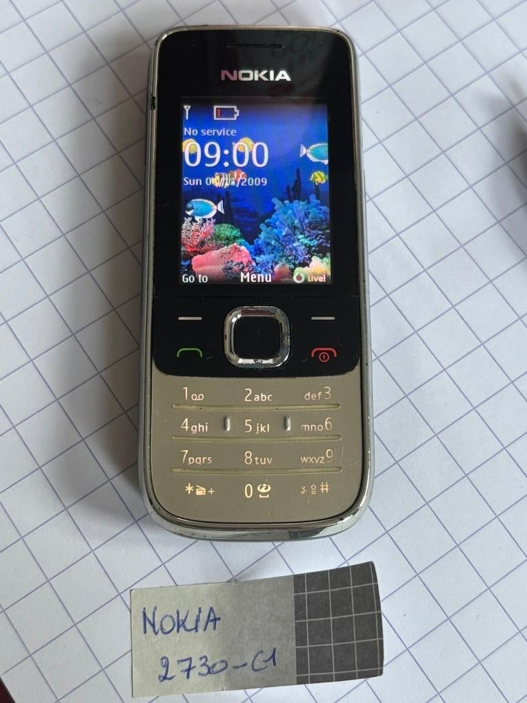 Nokia 2730 (ancien téléphone Y2K), Enlèvement ou Envoi, Utilisé