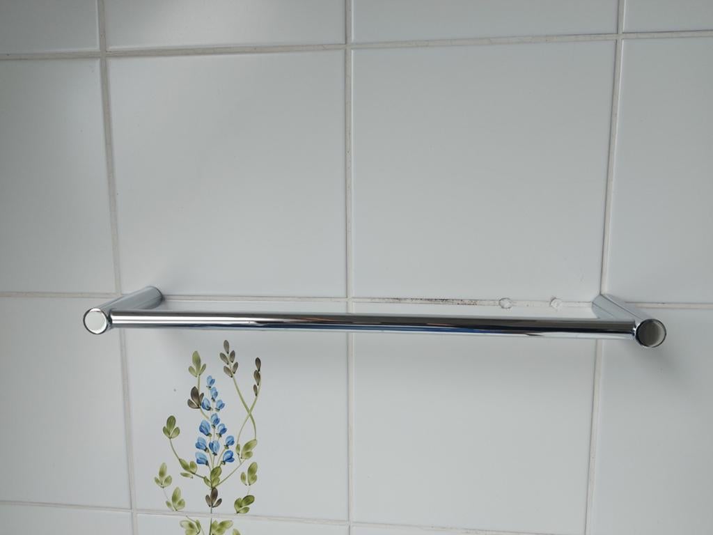 Handdoekhouder in chroom 40 cm, Ophalen of Verzenden, Zo goed als nieuw, Overige typen