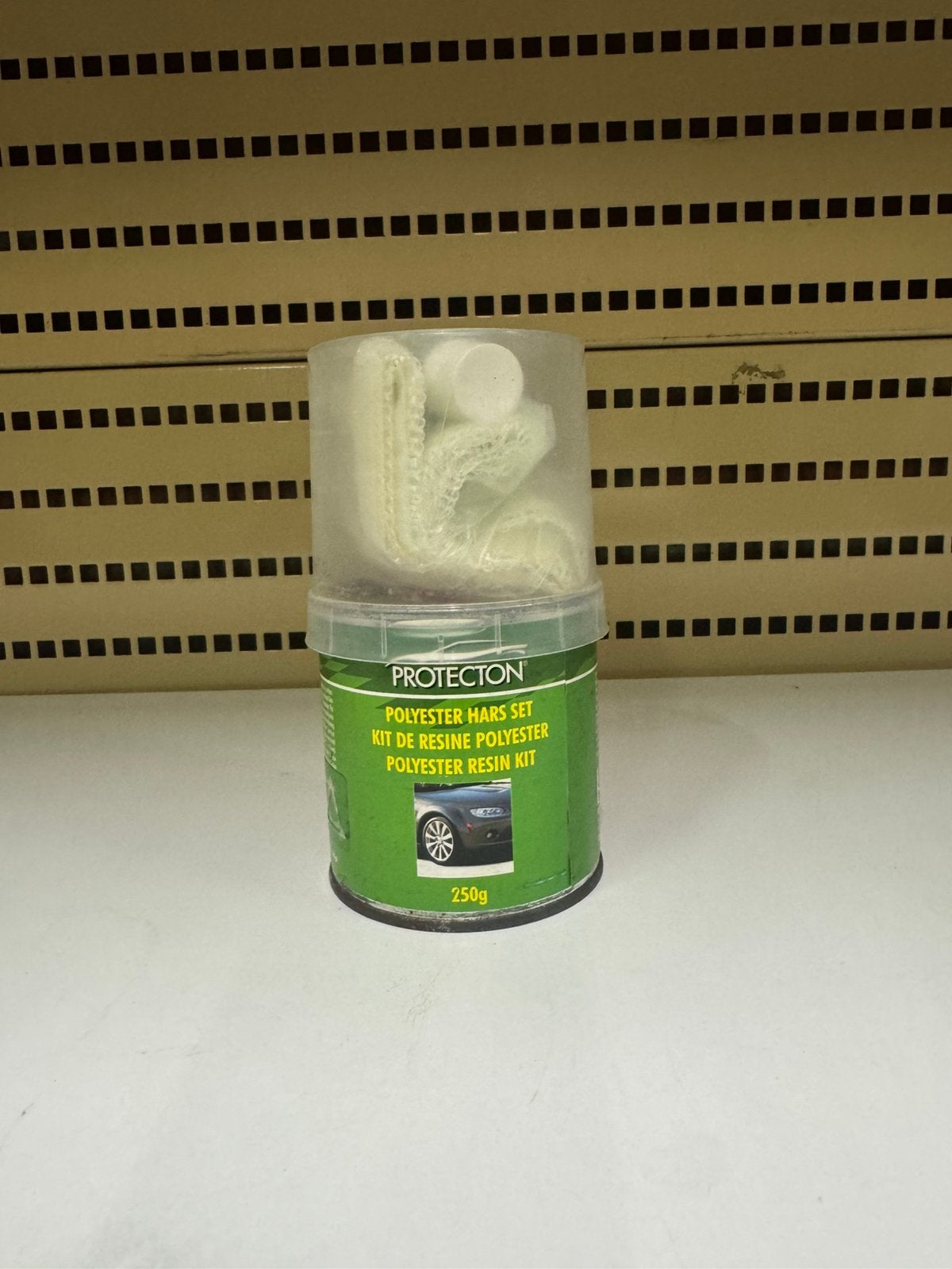 Polyester hars set, Enlèvement, Avant