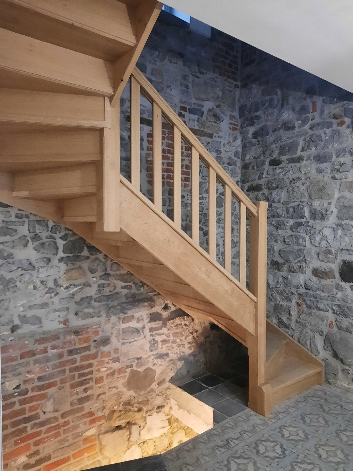 Escalier sur mesure, Bricolage & Construction, Enlèvement, Comme neuf, Escalier