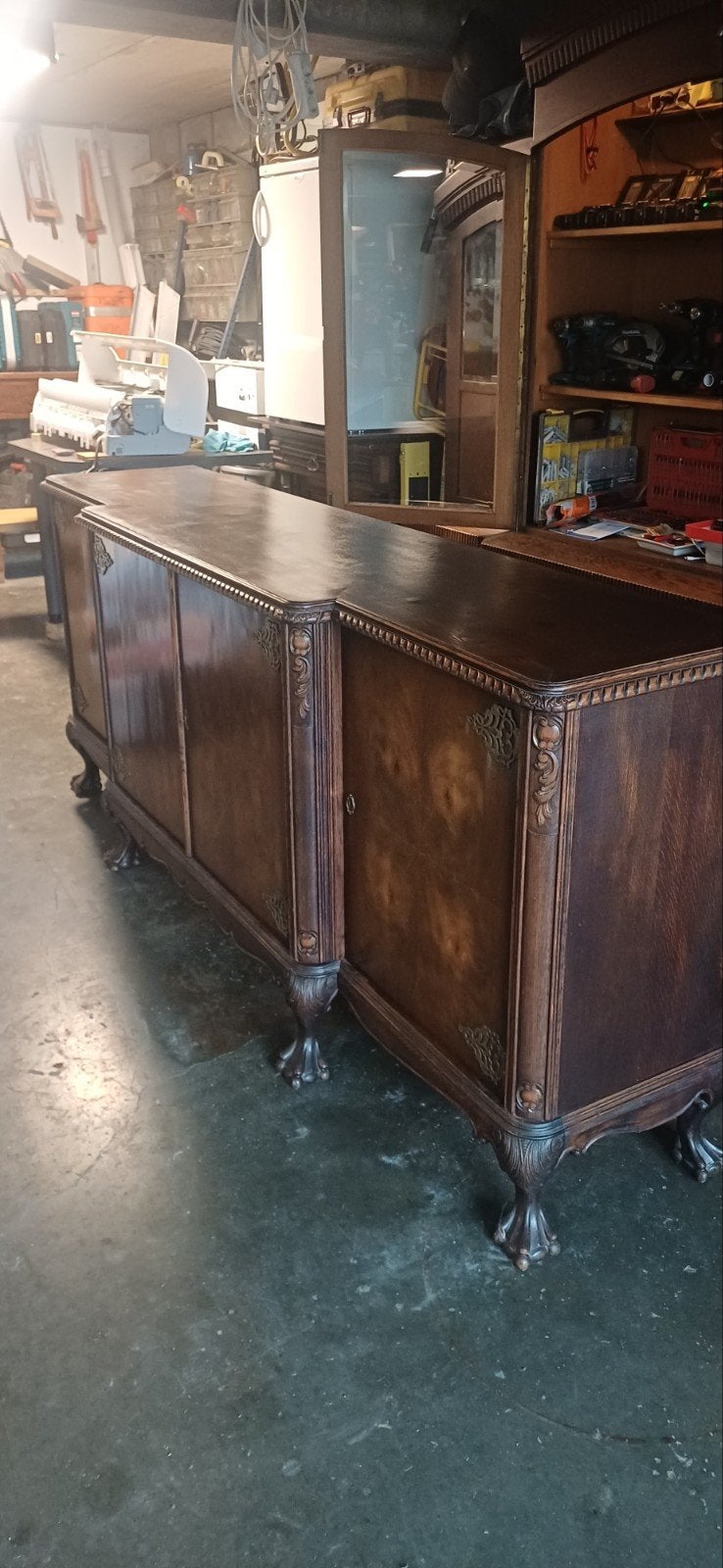 Antieke dressoir 225cm LEEUWENPOOT DRINGEND klein prijsje, Antiquités & Art, Antiquités | Meubles | Armoires, Enlèvement