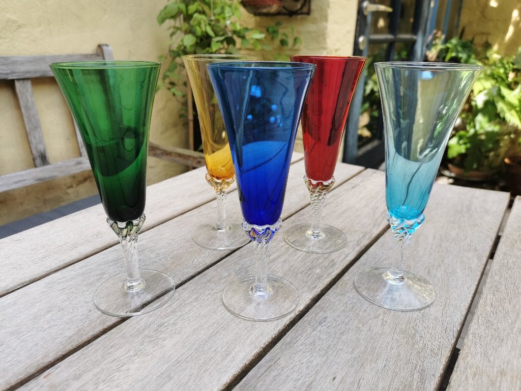 Set van 5 vintage gekleurde champagne flûtes Murano glas, Antiek en Kunst, Ophalen of Verzenden