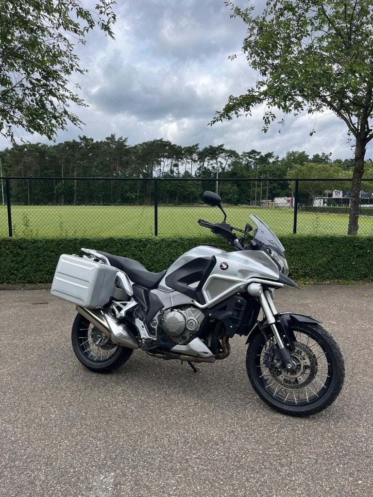 Honda Crosstourer VFR1200X, Motoren, Handvatverwarming, 4 cilinders, Motorrijbewijs A, Particulier