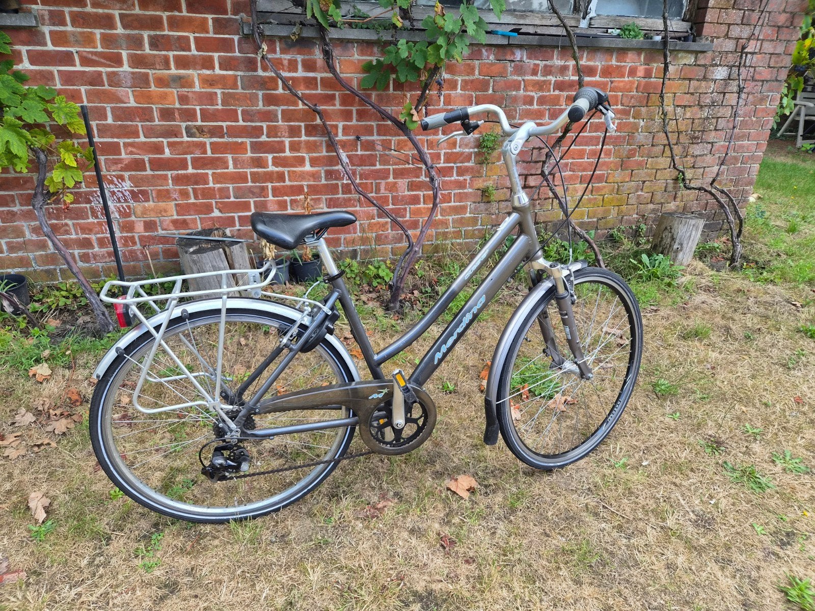 Dames fiets zeer goed staat 7.versnellingen 28.inch aluminum, Fietsen en Brommers, Ophalen of Verzenden