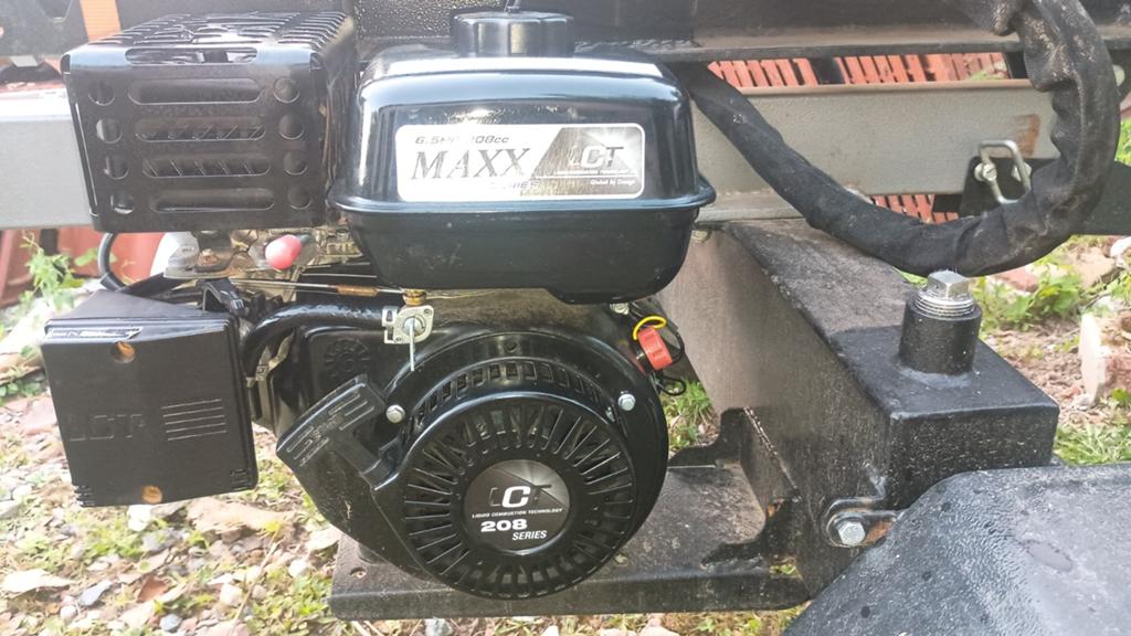 Houtkliever motor 200cc +  hydraulische pomp, Ophalen, Gebruikt