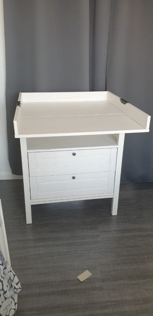 Table à langer IKEA evolutive, Kinderen en Baby's, Kinderkamer | Commodes en Kasten, Gebruikt, Commode, Ophalen