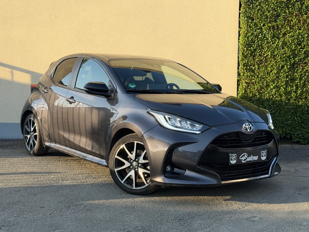 Toyota Yaris Head-Up JBL Speakers Leder Zetelverwarming, Autos, Toyota, Cuir, Argent ou Gris, Achat, Euro 6